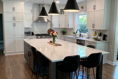 Example of a kitchen design in Philadelphia
