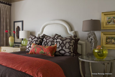 Transitional bedroom photo in Houston
