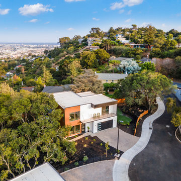 2 Aron Court