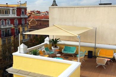 Modelo de terraza escandinava grande en azotea