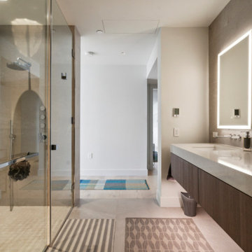 2100 Hamilton