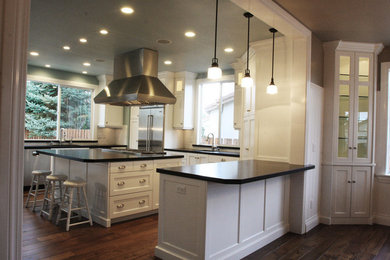 Example of a trendy kitchen design in Salt Lake City