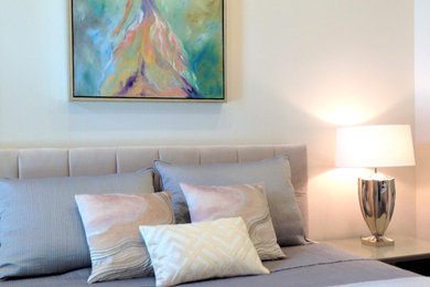 Transitional bedroom photo in Dallas