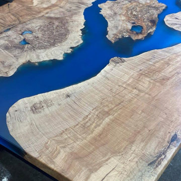 Clear Blue Island Table