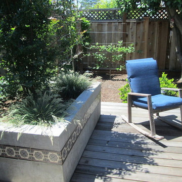 A Cool Mediterranean Mountain View Garden