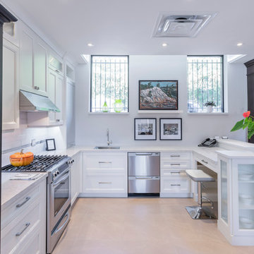 Showroom 326 Sheppard Ave. E.