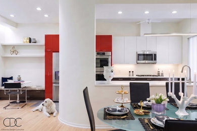 Dining room - modern dining room idea in Chicago