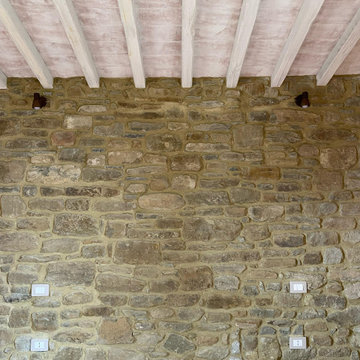 Restoration and Conservative Recovery - Tuscan Farmhouse