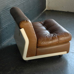Lounge Chairs - Products