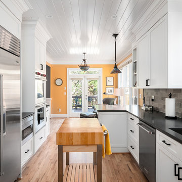 A Brookhaven Kitchen