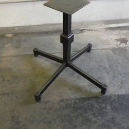 Dining table base for 48" DIA top. - Products