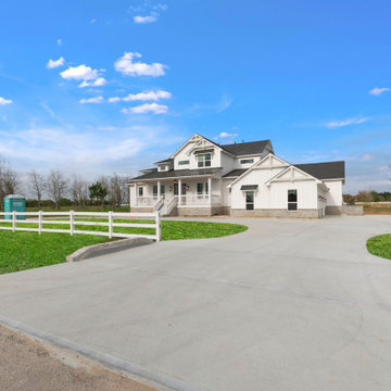The Thousand Oaks - a Modern Farmhouse in Magnolia