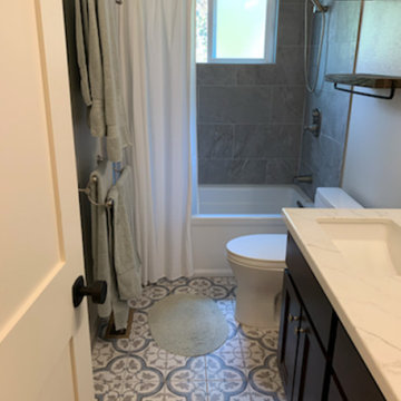V&J Bathroom