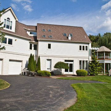 Contemporary Clean Lines - Boardman, OH