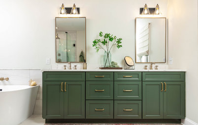 Bathroom of the Week: Inspired by the Homeowners’ Love of Green