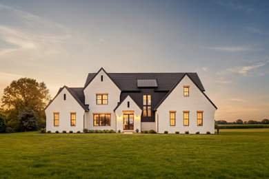 Example of an exterior home design in Cleveland