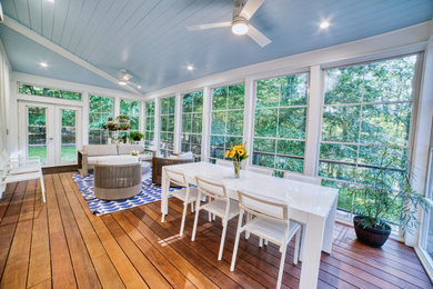 Trendy home design photo in Atlanta