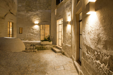 Foto di una stanza da bagno mediterranea di medie dimensioni