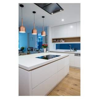 Luxury Modern Kitchen in North Bondi - Modern - Kitchen - Sydney - by ...
