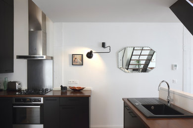 Contemporary kitchen.