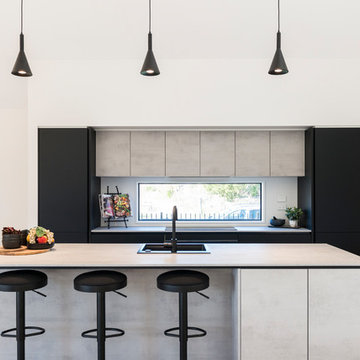 David Reid Show Home (CHCH)