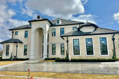 Inspiration for an exterior home remodel in New Orleans