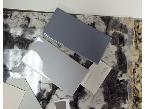Backsplash Help Alaska White Granite Off Cabinets Backsplash Help Alaska White Granite