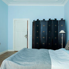 front door - blue hydrangea - 2062-60