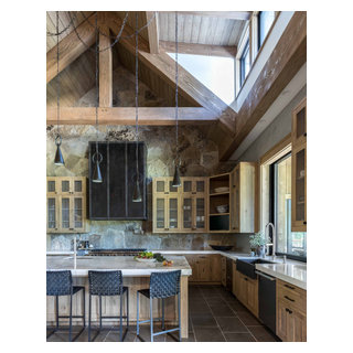 #KingscoteCastle - Kitchen - Sacramento - by KTG Design
