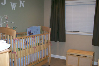 Nursery - traditional nursery idea in Sacramento