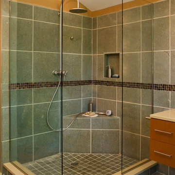 Luxurious Bath