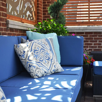 Captivating Custom Screening in Lakeview