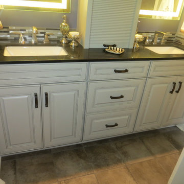 West Seneca Master Bath