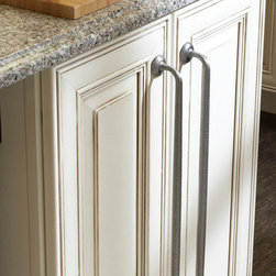 Atlas Housewares - Olde World - Cabinet And Drawer Handle Pulls