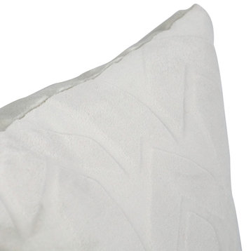 17" Jacquard Throw Pillow With Insert, Agora Soap