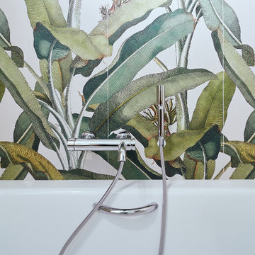 Modernes Badezimmer mit sommerlichem Flair
