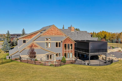 Minimalist exterior home photo in Calgary