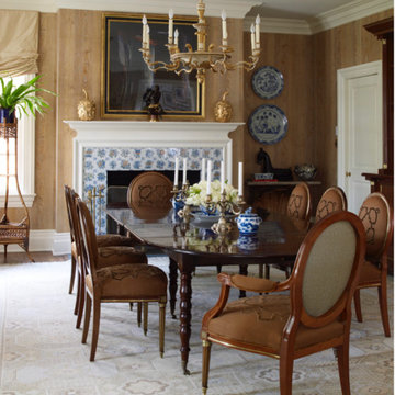 Decorating with Carpets: Dining Rooms