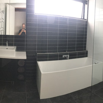 Black & White Bathroom