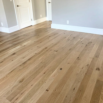 HUNTINGTON:  8" & 4" CHARACTER GRADE HERITAGE WHITE OAK INSTALLED & FINISHED