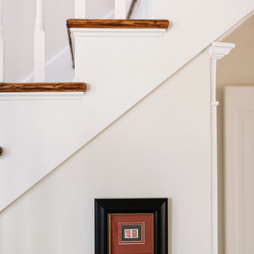 Black & White Entryway