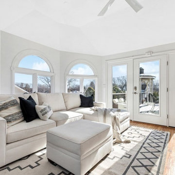Owner occupied staging