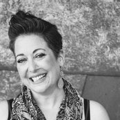 Liz Crusey's photo