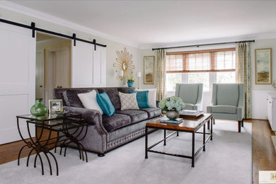 Example of a classic family room design in DC Metro