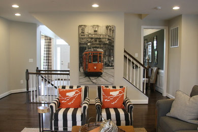 Example of a classic living room design in Baltimore