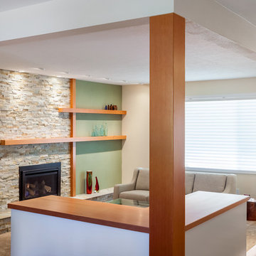 Asymmetrical mantle piece