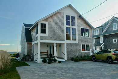 Beach style exterior home photo in Bridgeport