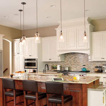 Kitchen & Dining