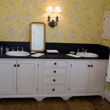 Kentucky White/ Soapstone Kitchen