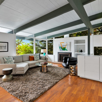 1121 Contra Costa Dr